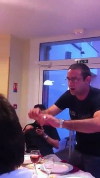 Juju et ses chansons paillardes