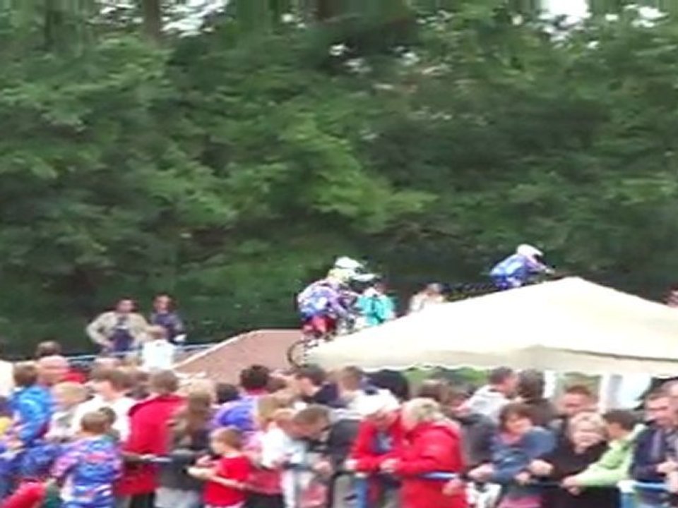 BMX Finale Normandie Petit Couronne 2011 - Benjamine