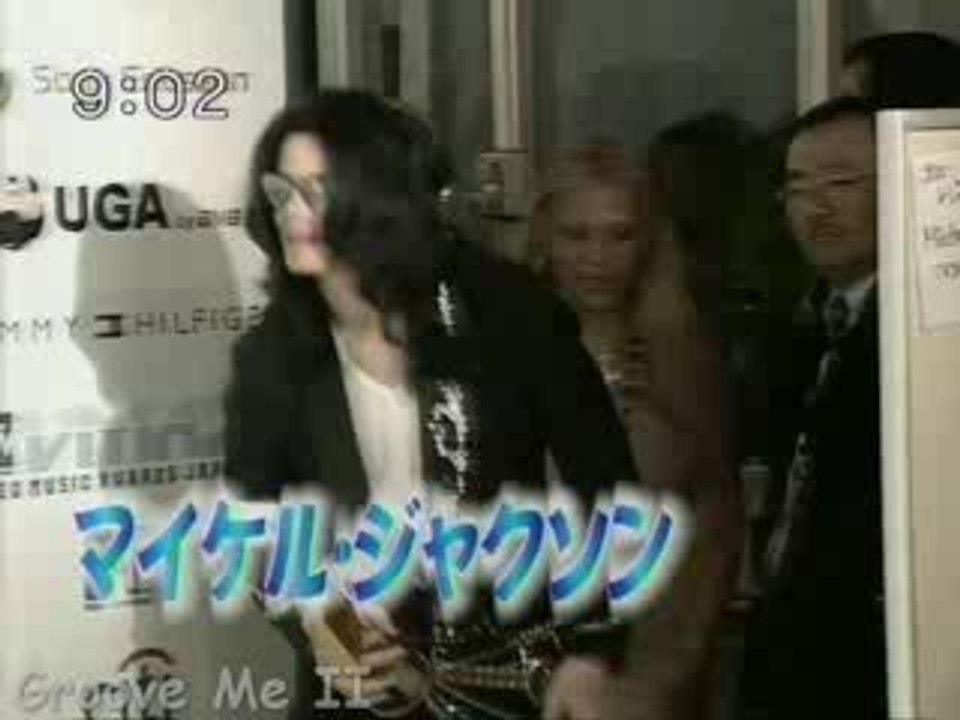 Michael Jackson at the MTV Japan award 3