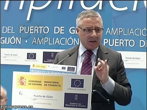 Blanco inaugura ampliación de El Musel