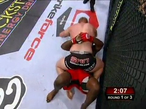 Josh Barnett vs Brett Rogers