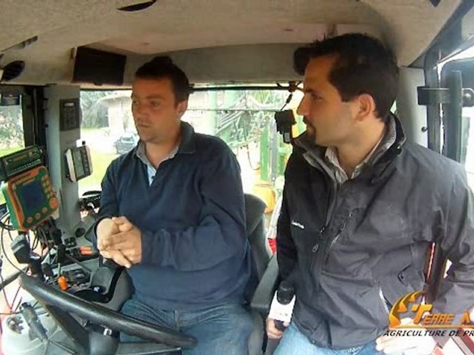 Bilan d'essai Terre à Terre 2011 - Julien Bajeux agriessayeur de l'Isa360 - « Une console simple, intuitive et qui plus est évolutive ! »