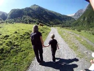 Hugo et Coleen en rando lac d'Oo