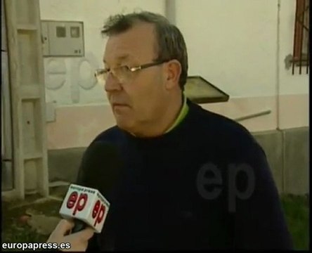 Un sexagenario dispara dos veces contra su vecino