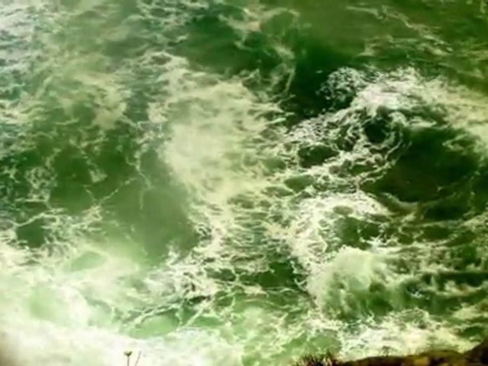 Winter waves: Ocean of Colour