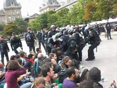 Notre Dame 19 juin : Une réunion pacifique des Indignés réprimée