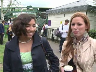 Tennis fans queue up for opening day of Wimbledon