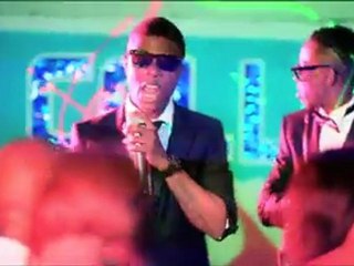 Follow me -Yung6ix Featuring Wizkid