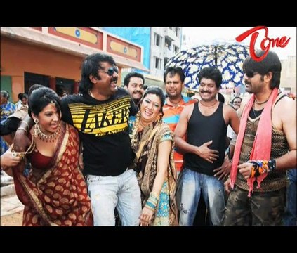 Sri Kanth - Bhuvaneswari - Tasleema @ Shooting Spot of Ranga the Donga