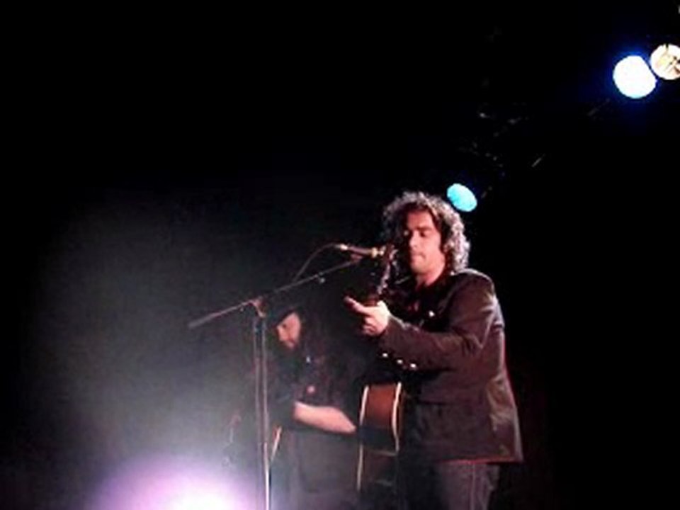 Arno SANTAMARIA "Ma bouteille" live - Jazeneuil 2011