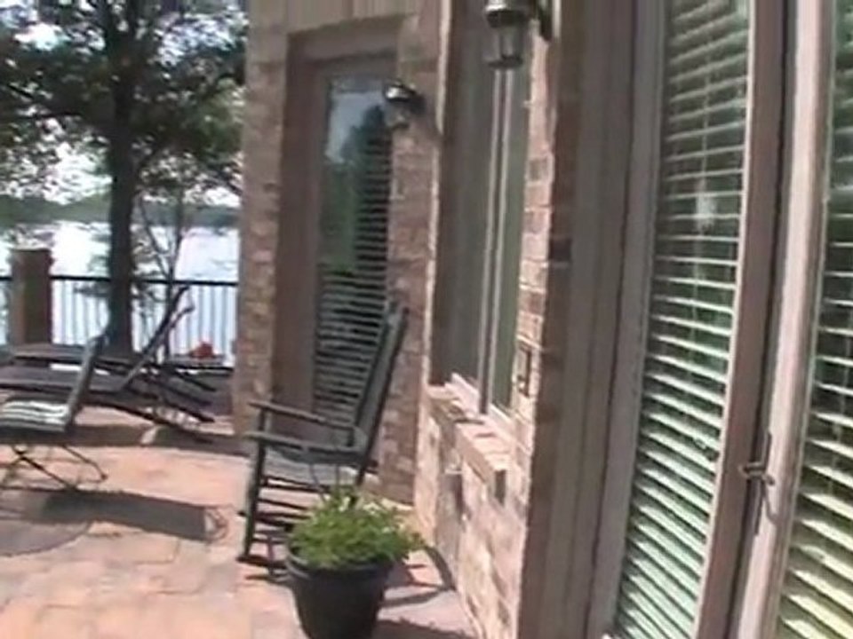 Video of a Lake Wylie Home For Sale - 650 Feet Waterfront