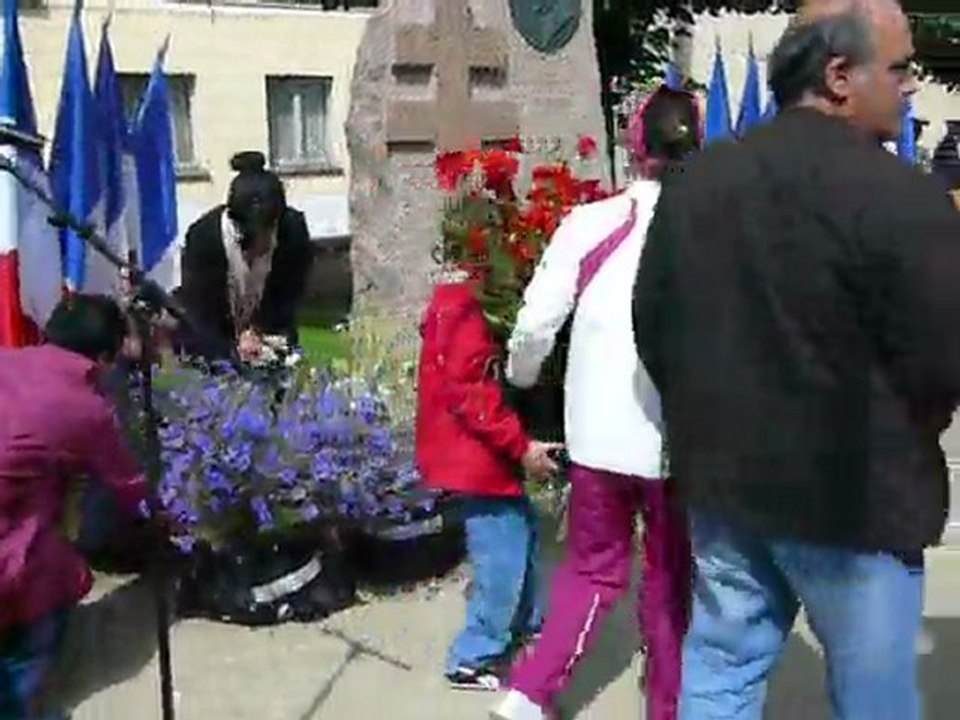 depot gerbes 18 juin camus