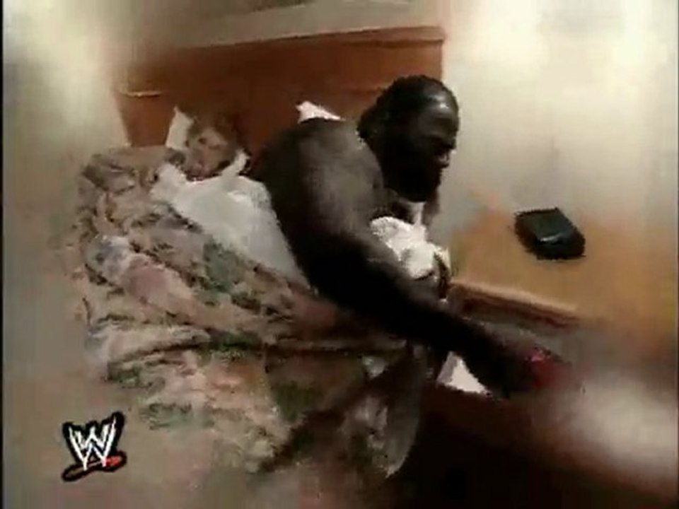 RAW Retro Moments: Technical Difficulties