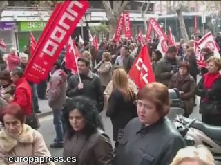 200 personas se concentran Consejería de Economía