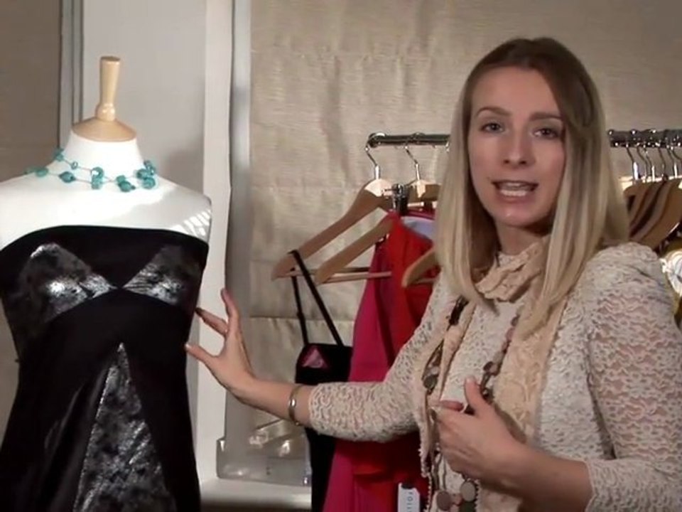 How To Fit Strapless Tops