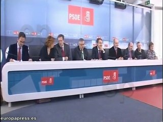 El PSOE califica de "frivolidad" la convención del PP