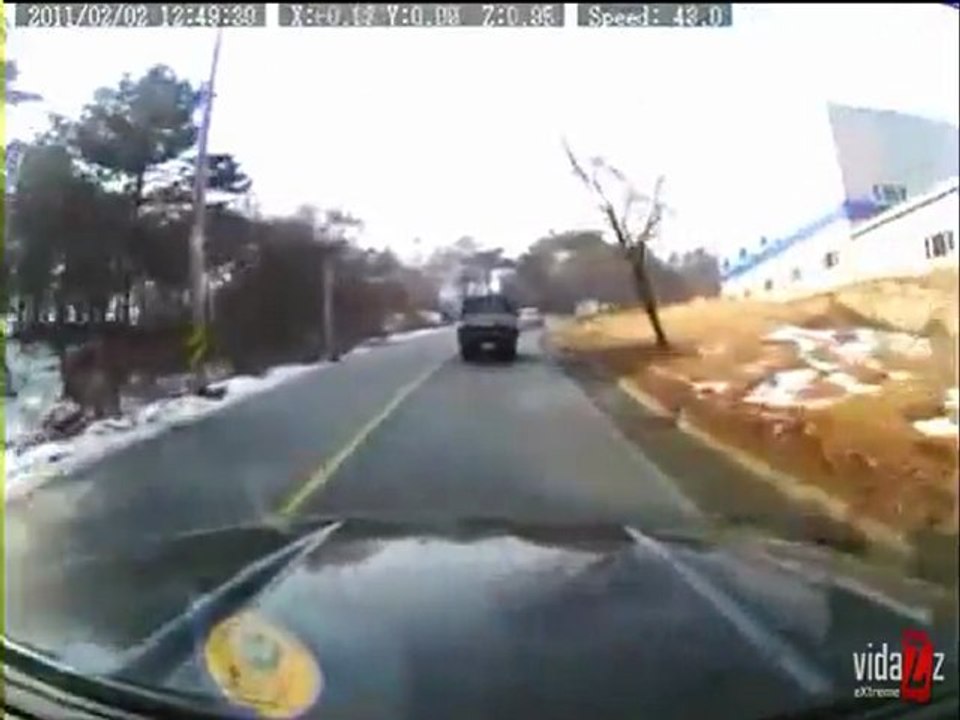 Tulle gyorsan ein kanyarban CRASH!