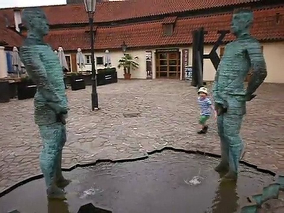 Sculpture animée musée kafka