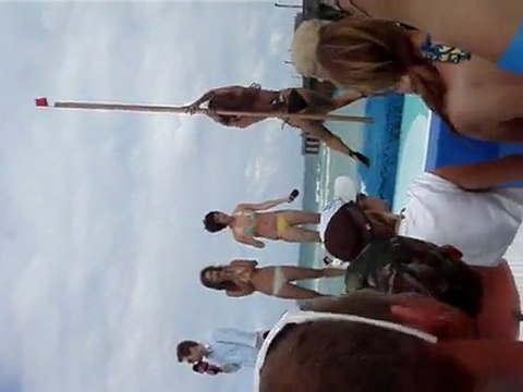 tila tequila pole dancing 02