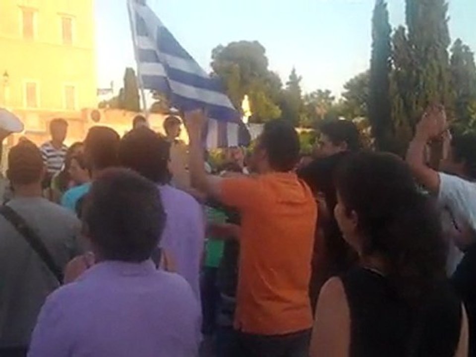 αγανακτισμένοι στο σύνταγμα 31η μέρα3