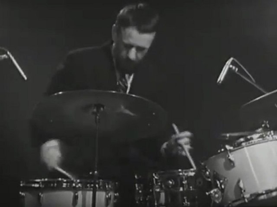 Bill Evans Trio - Israel - Five (theme) | ( 5 of 11 )