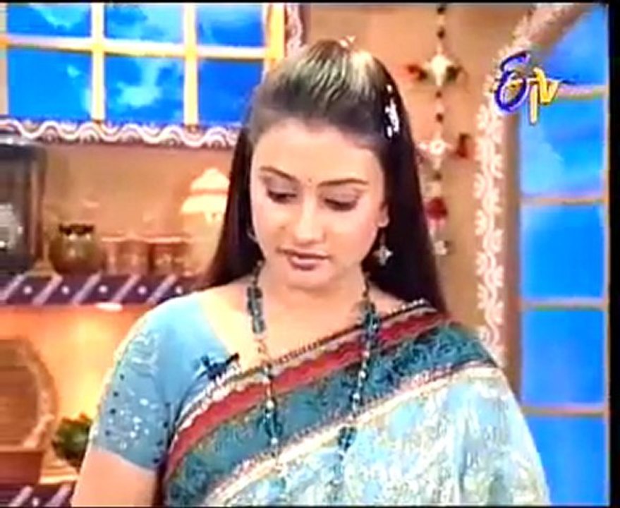 Abhiruchi - Recipes - Veg Mutton Curry & Chilli Capsicum Chicken - 02