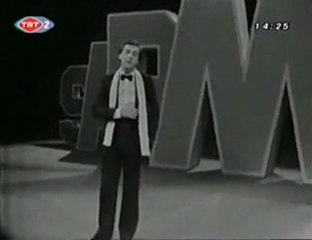 İlhan İrem - Hayır Ben Değilim Ben Olamam Yanındaki  ღ♥ღღUNUTULAN ADAMღ♥ღღ