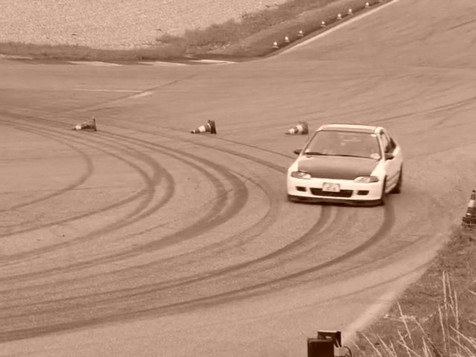 festival auto/moto 2011- Honda civic - session libre  19.06.11