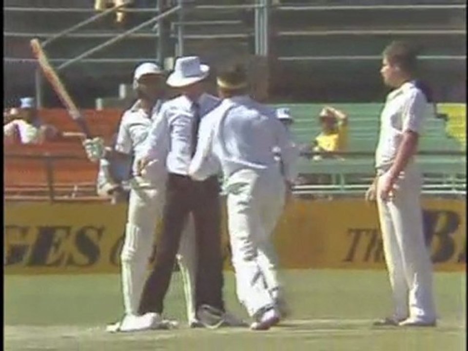 Cricket Greatest Wonders & Blunders - desipad.com - 5