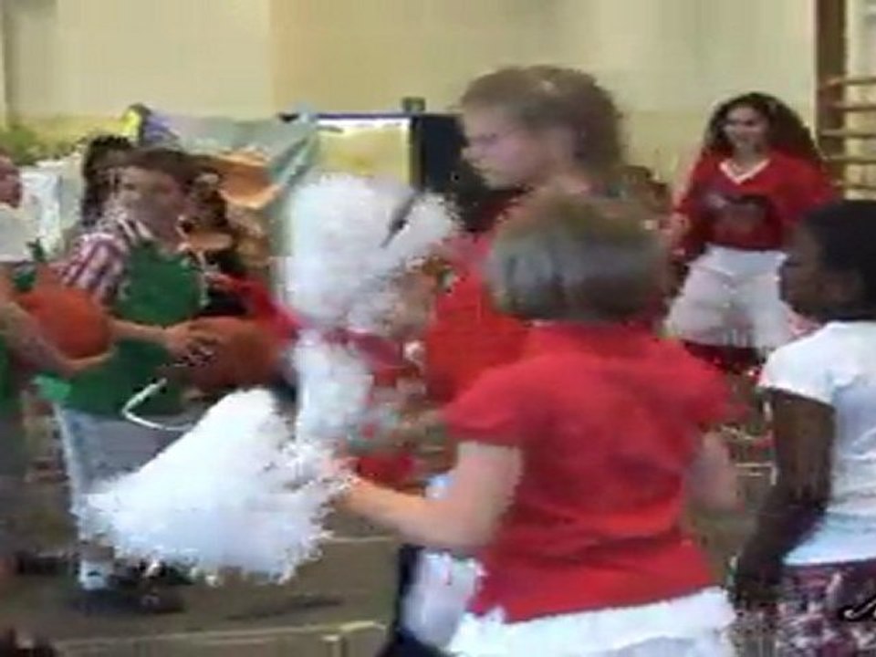 Fancy-Fair à Ecole Dampemy Centre 2011 "Télé SPI"