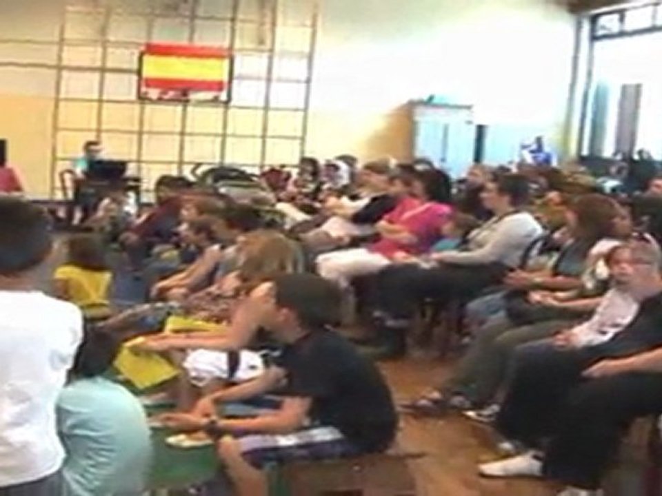 Fancy-Fair à Ecole Dampemy Centre 2011 "Télé SPI"