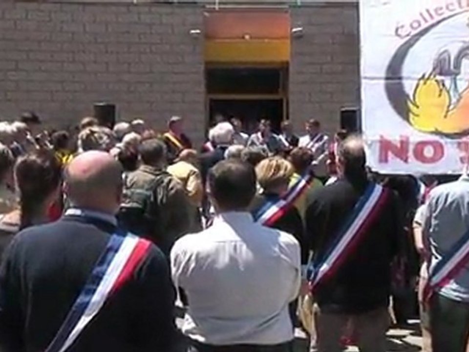 Dans le Lubéron, élus et citoyens contre l'exploitation du Gaz de Schiste