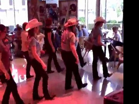 Fontenay le Fleury Danse country 30.05.2011 - COWBOY HAT DANCERS