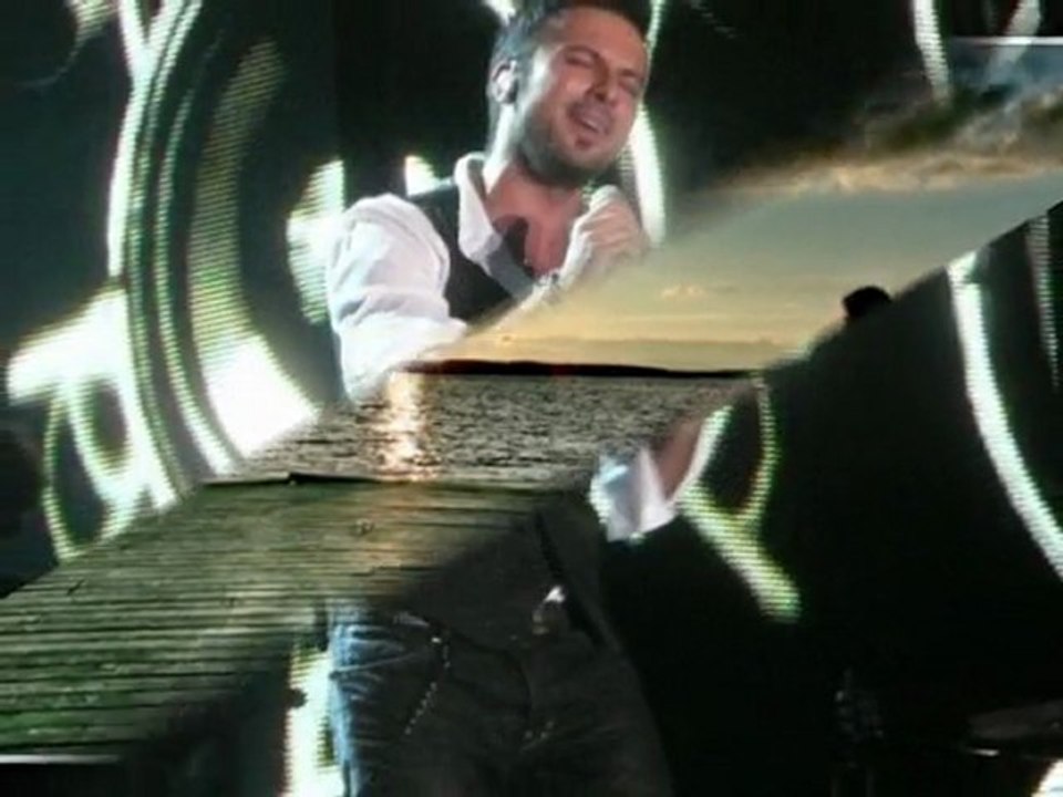 KESKİN BIÇAK / SEZEN AKSU & TARKAN