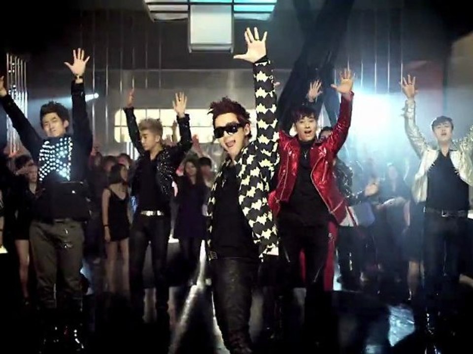 HANDS UP~2PM