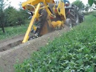 MODEL:48C28 TRENCHER