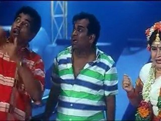 kovai Sarala as Surya Kantham - Brahmi as Seeko