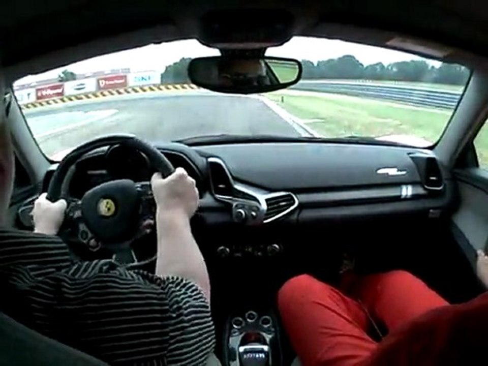 Ferrari F458 Testfahrt in Fiorano Juni 2011