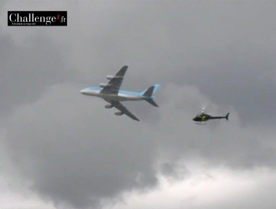 Une minute avec l'Airbus A380 au salon du Bourget