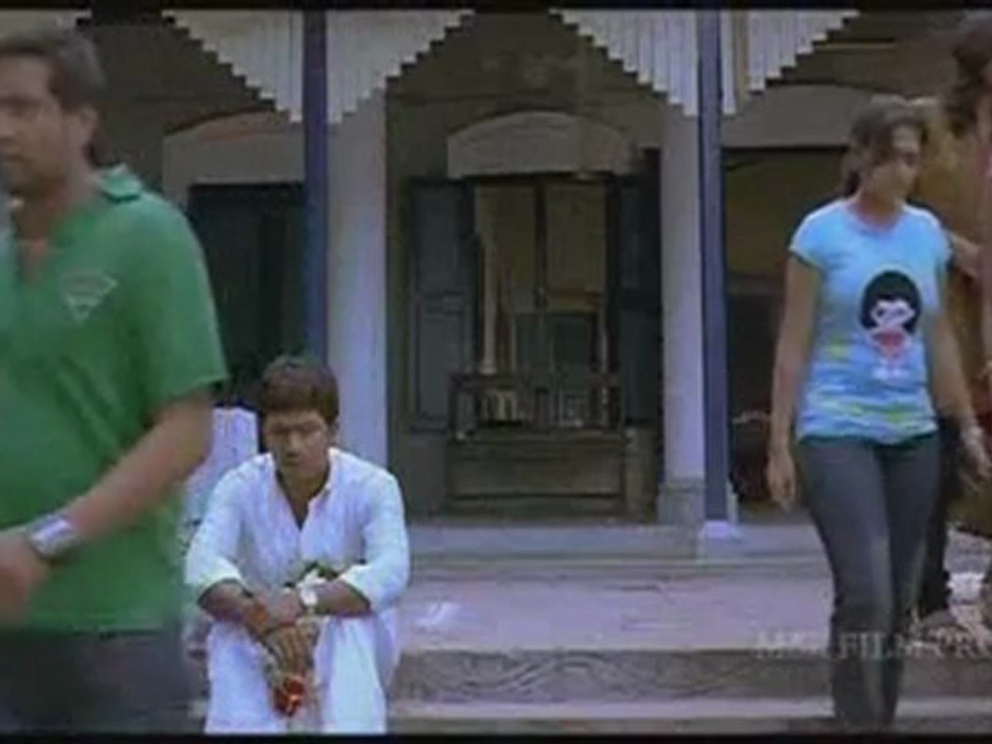 niminthu nill nadanthu sel (5)