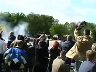 Oktay Tınaz  F-16 Savaş Uçagı ile Formula 1 Aracı Kapışıyor