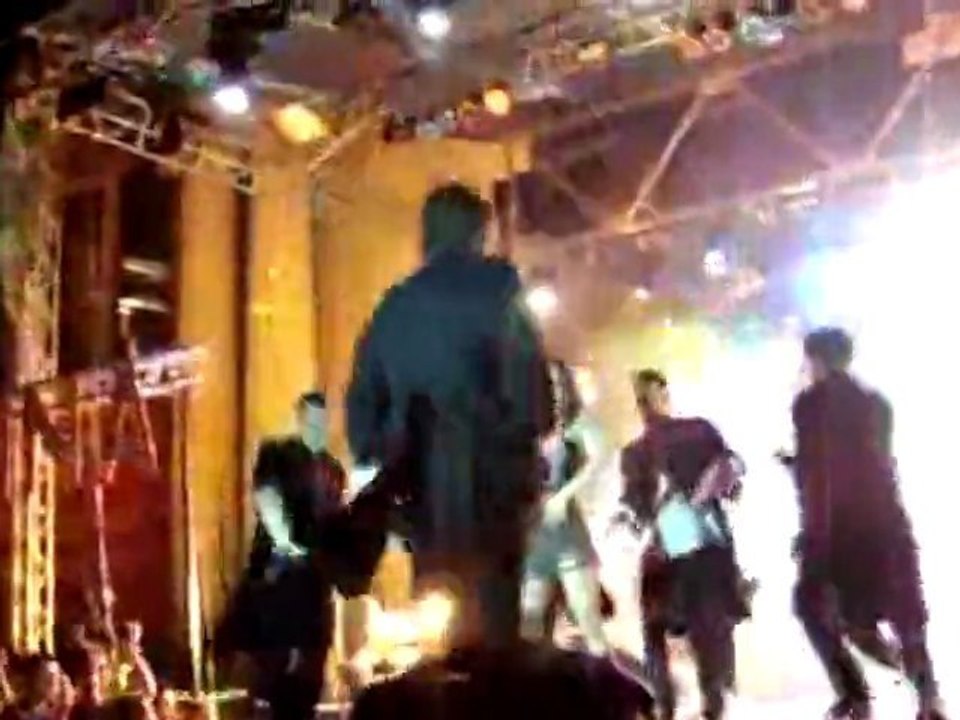 INNA - Club Rocker(Live-Arenele romane 17 mai 2011)HD