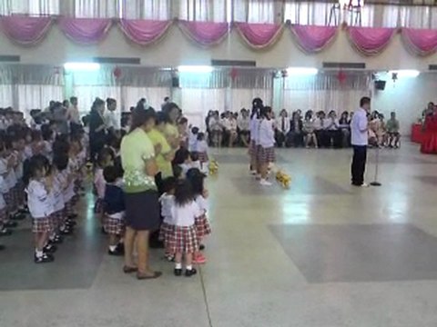 Théo à l'école juin 2011 -1ère partie