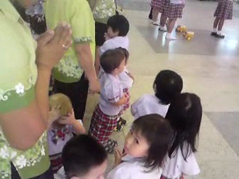 Théo à l'école juin 2011 - 2ème partie