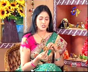 Abhiruchi - Recipes - Sorakayatho tekkilu, Bedi Boondi Curry  -  11th  Nov 10 - Part  03