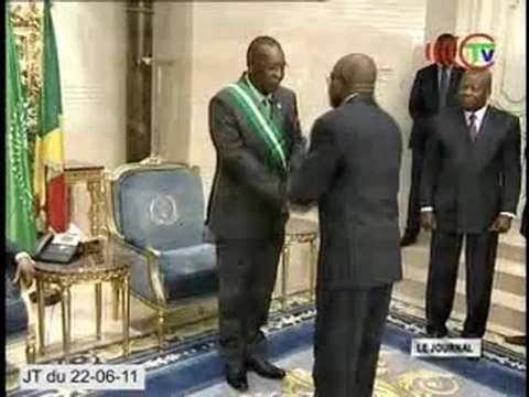 Le général Sekouba Konaté élevé à la dignité de Grand-Croix