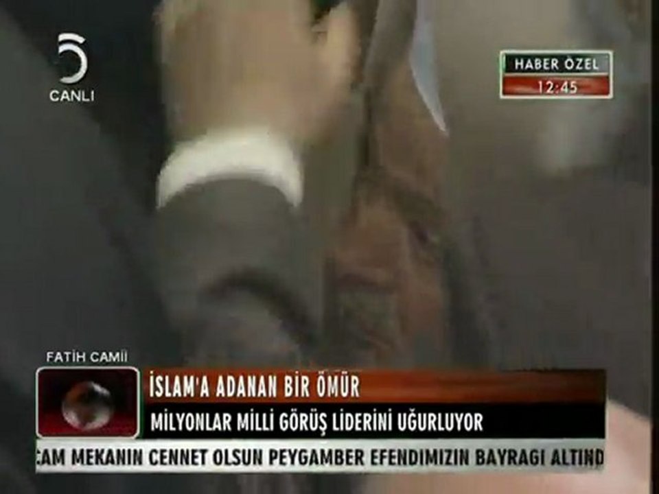 Mahmud Efendi ERBAKAN Hocanın Cenazesine Katıldı
