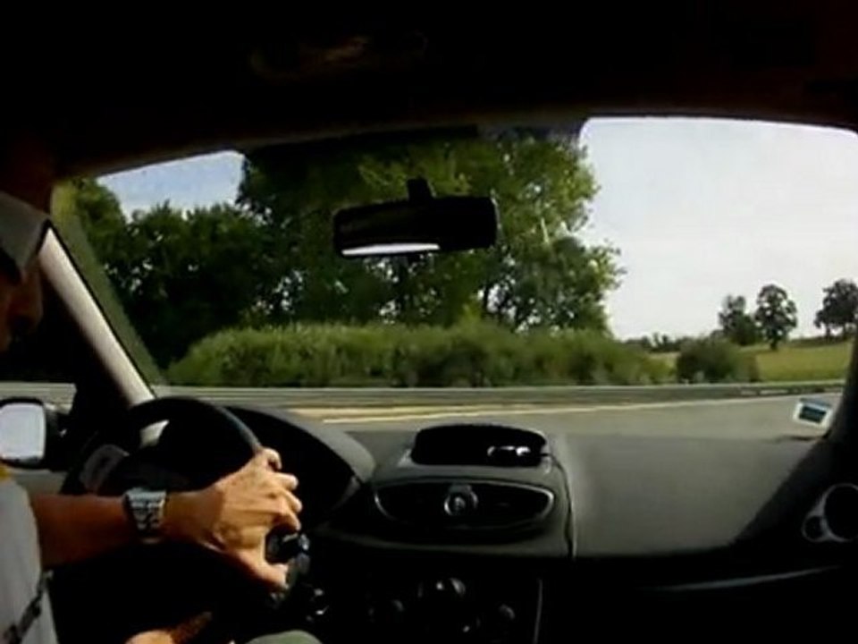 Circuit au Mornay (23) clio 3 rs2 cam embarquée  04.09.10