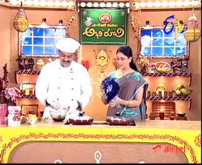 Abhiruchi - Recipes - Capsicum Tomato, Almond Chocolet,Instant Rabri - 19 Nov 2010 - Part 03