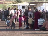Hundreds of Syrians find refuge in Turkish camps